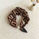 đ§Ł OanstrĂ€ngd glamour: PĂ„snĂ€ppbar pĂ€rlhalsbandsscarf âš