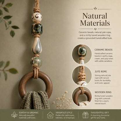Dekorativ pärlhanddukshängare med träring