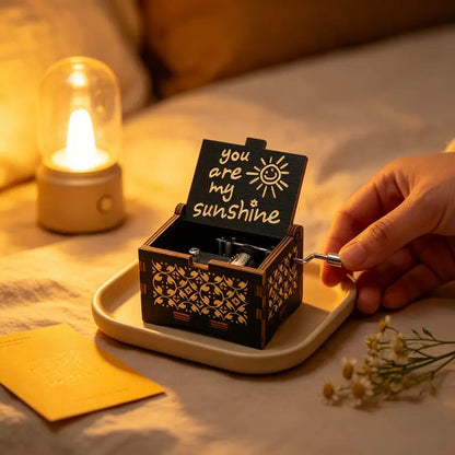 Vintage Trä Handvevad Speldosa – Lasergraverad "You Are My Sunshine" Melodibox