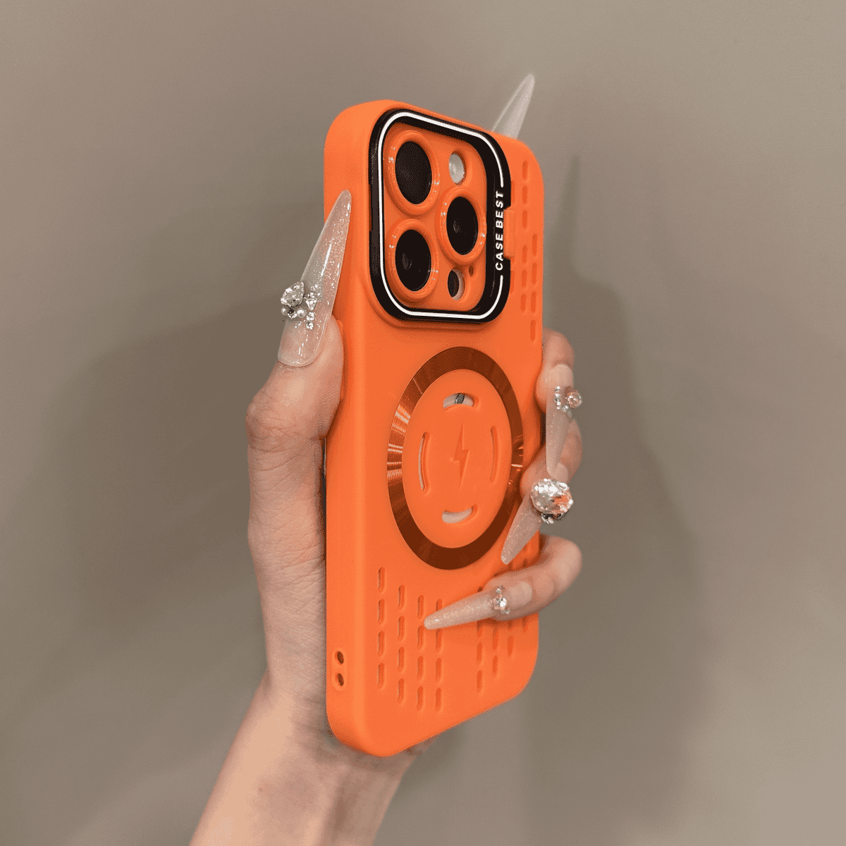 Mjukt silikonskyddsfodral med blixtsnabbt magnetiskt laddningsfodral för iPhone