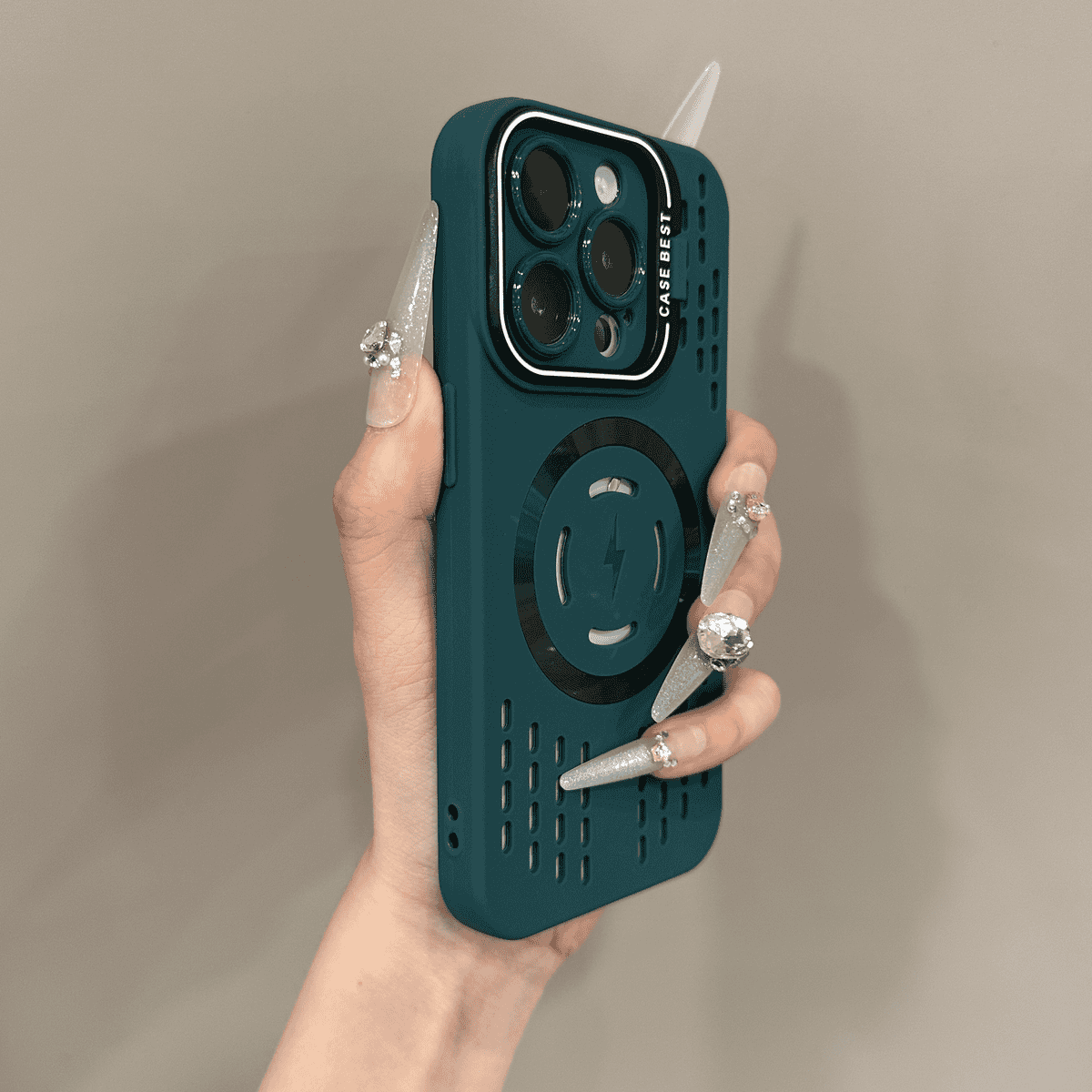 Mjukt silikonskyddsfodral med blixtsnabbt magnetiskt laddningsfodral för iPhone