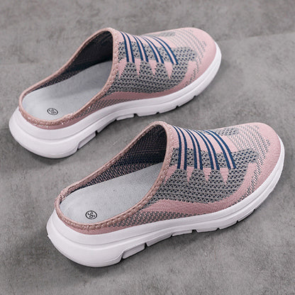 Bekväma och ventilerande tofflor med sluten tå