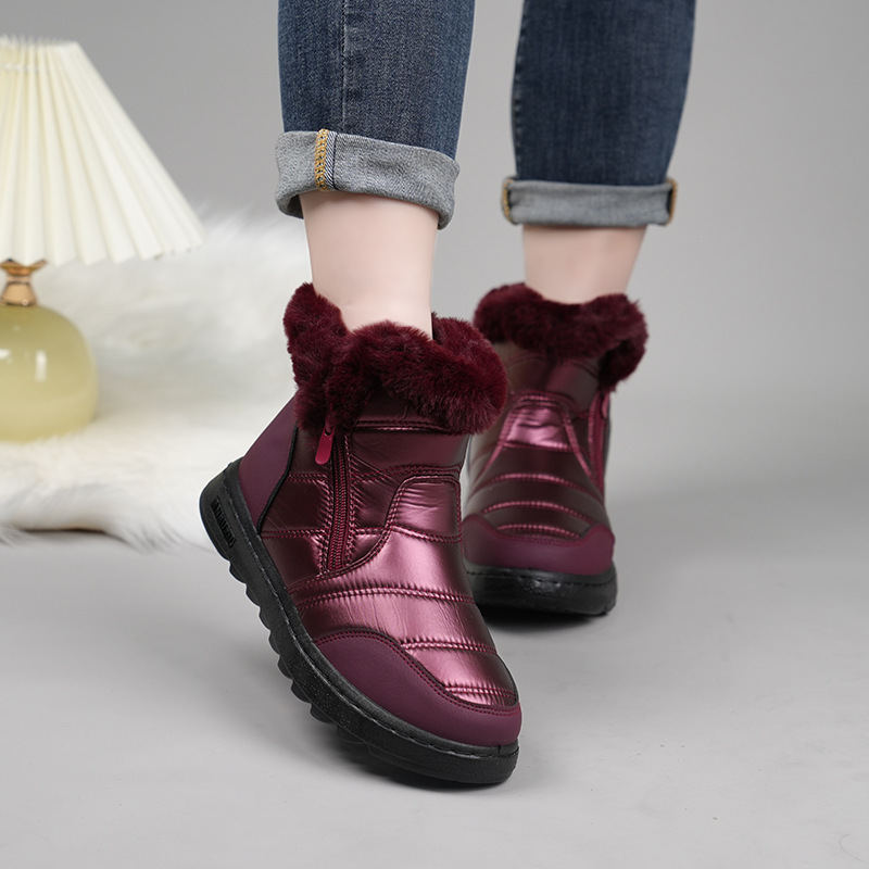 Varma stövlar för kvinnor i casual stil