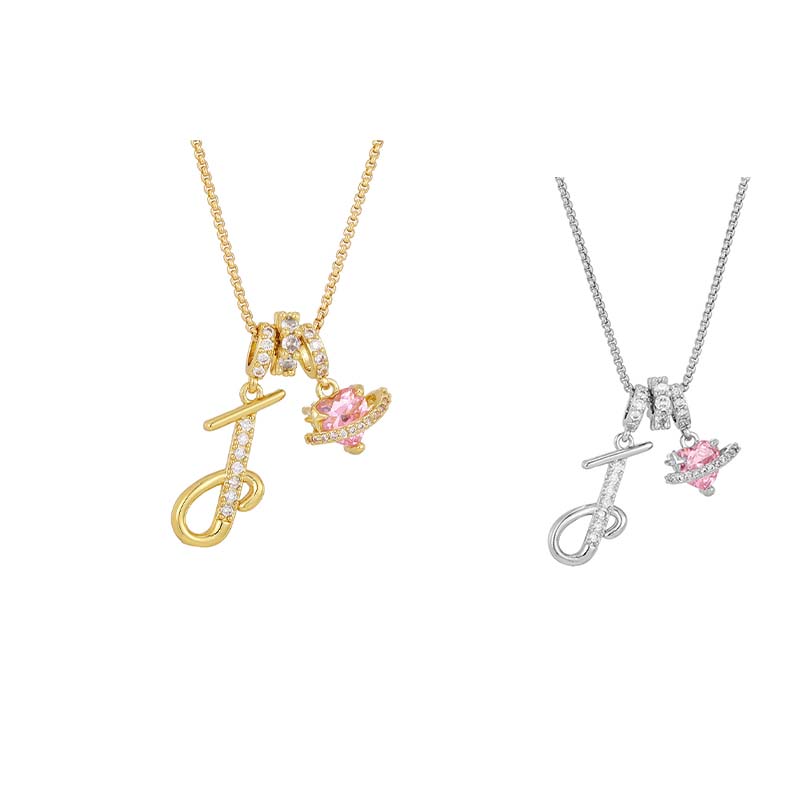 🔥🎁Nyhet 50 % RABATT🔥Halsband med initialbokstav och rosa hjärtcharm