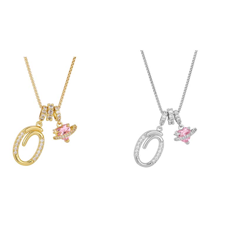 🔥🎁Nyhet 50 % RABATT🔥Halsband med initialbokstav och rosa hjärtcharm