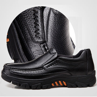 👞 60% RABATT! ✨ Lätta Halkfria Andningsbara Retro Affärsskor för Män – Bekväma, Tidlös design & Perfekta för kontoret 🚶