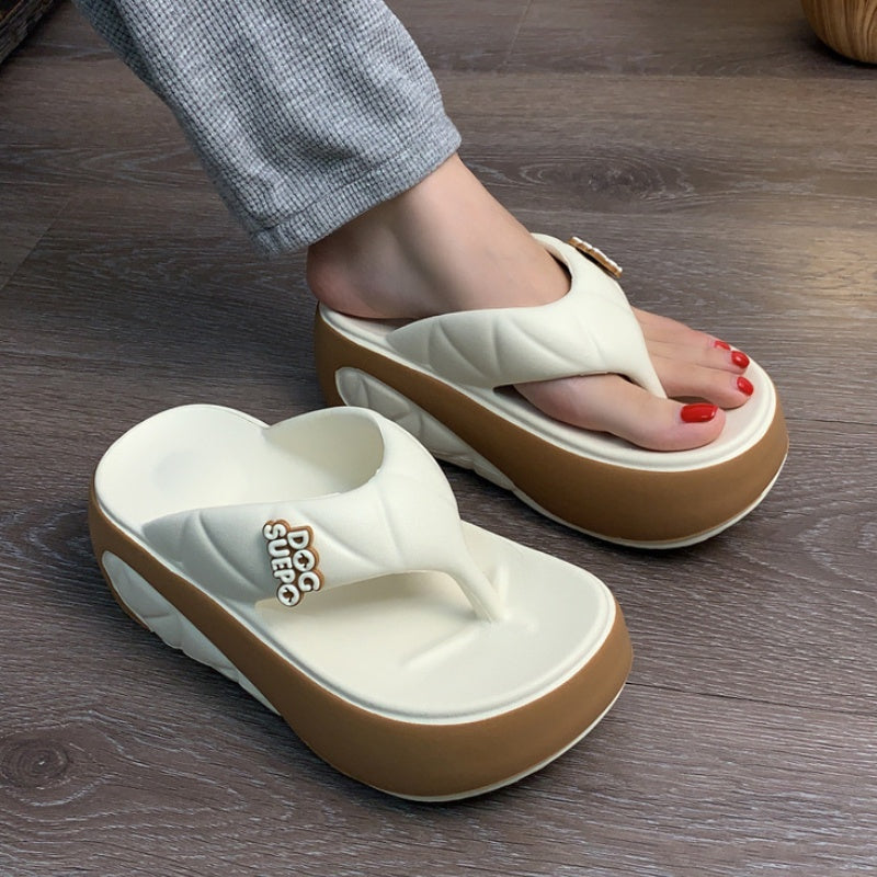 Dam sommarfärgblockerade mjuka platåflip-flops