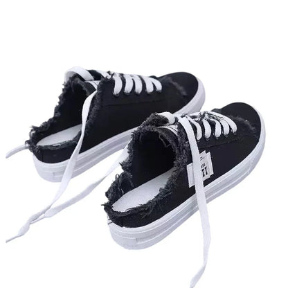 Damsneakers i denim med mulemönster – lätta att bära, bekväm sula och perfekta för en avslappnad sommarlook