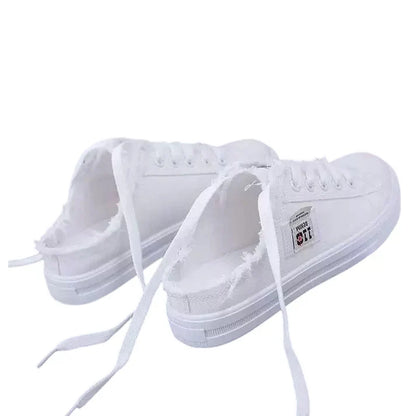 Damsneakers i denim med mulemönster – lätta att bära, bekväm sula och perfekta för en avslappnad sommarlook